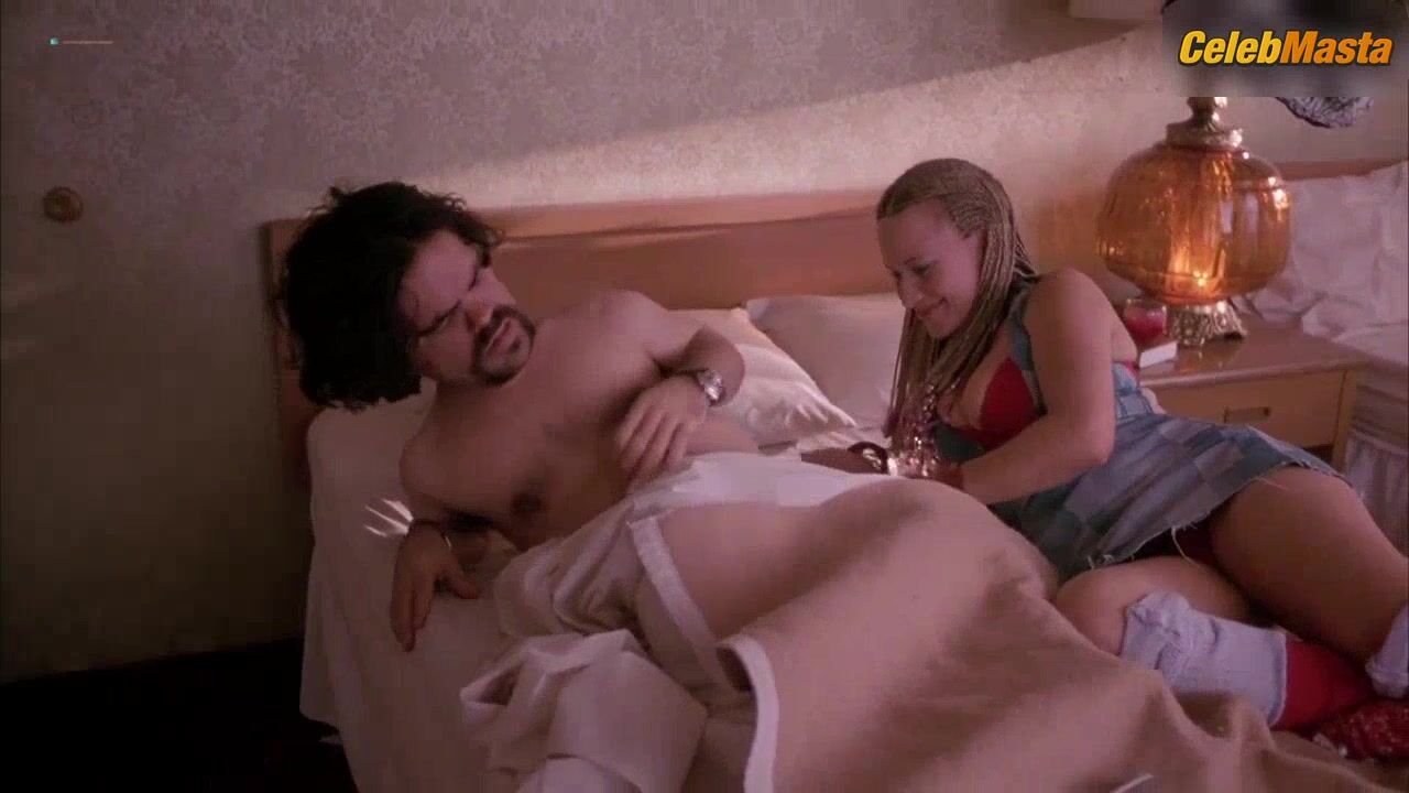 Patricia Arquette Tits, Underwear Scene From Tiptoes - Photo 1 of 5 photo 4