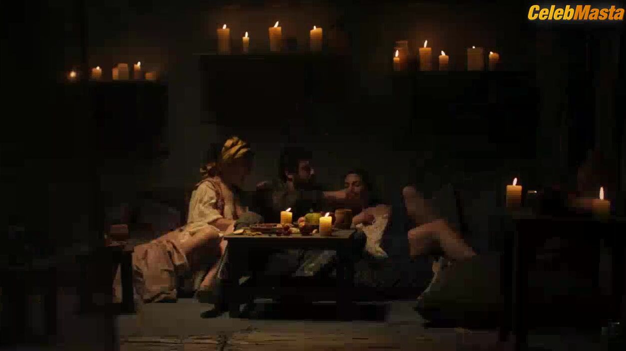 Tuba Buyukustun Sexy Scene From Rise Of Empires Ottoman - Photo 1 of 5