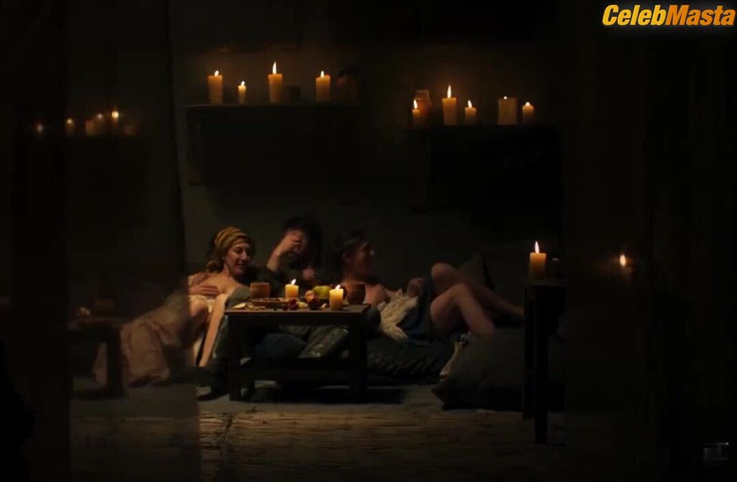Tuba Buyukustun Sexy Scene From Rise Of Empires Ottoman - Photo 1 of 5 photo 2
