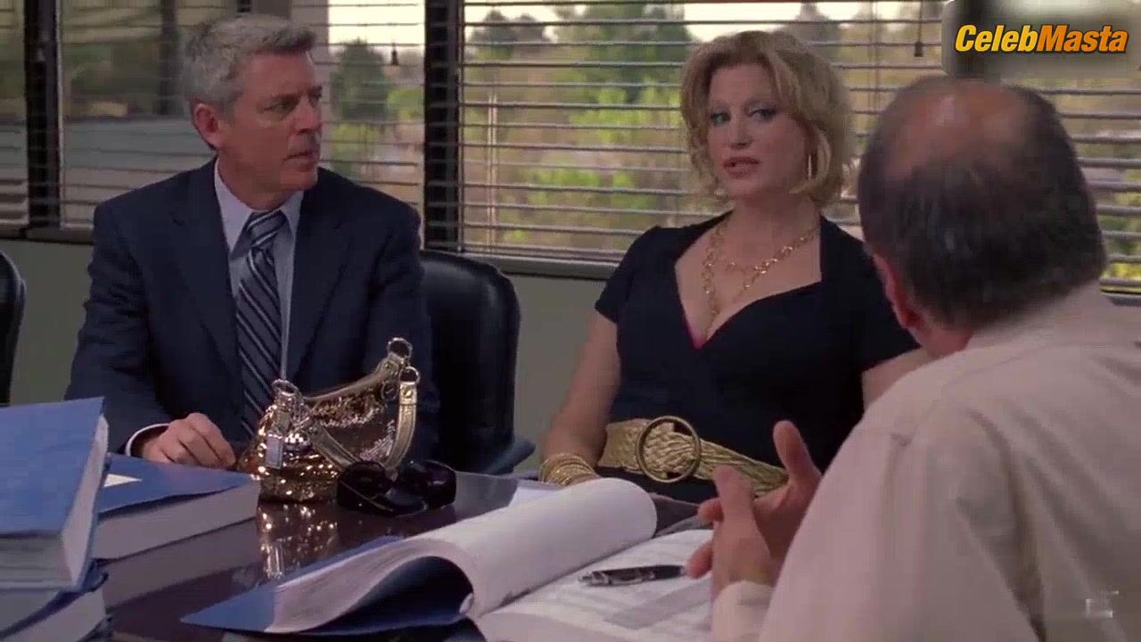 Anna Gunn ’s Tits Scene From Breaking Bad - Photo 2 of 5 photo 5