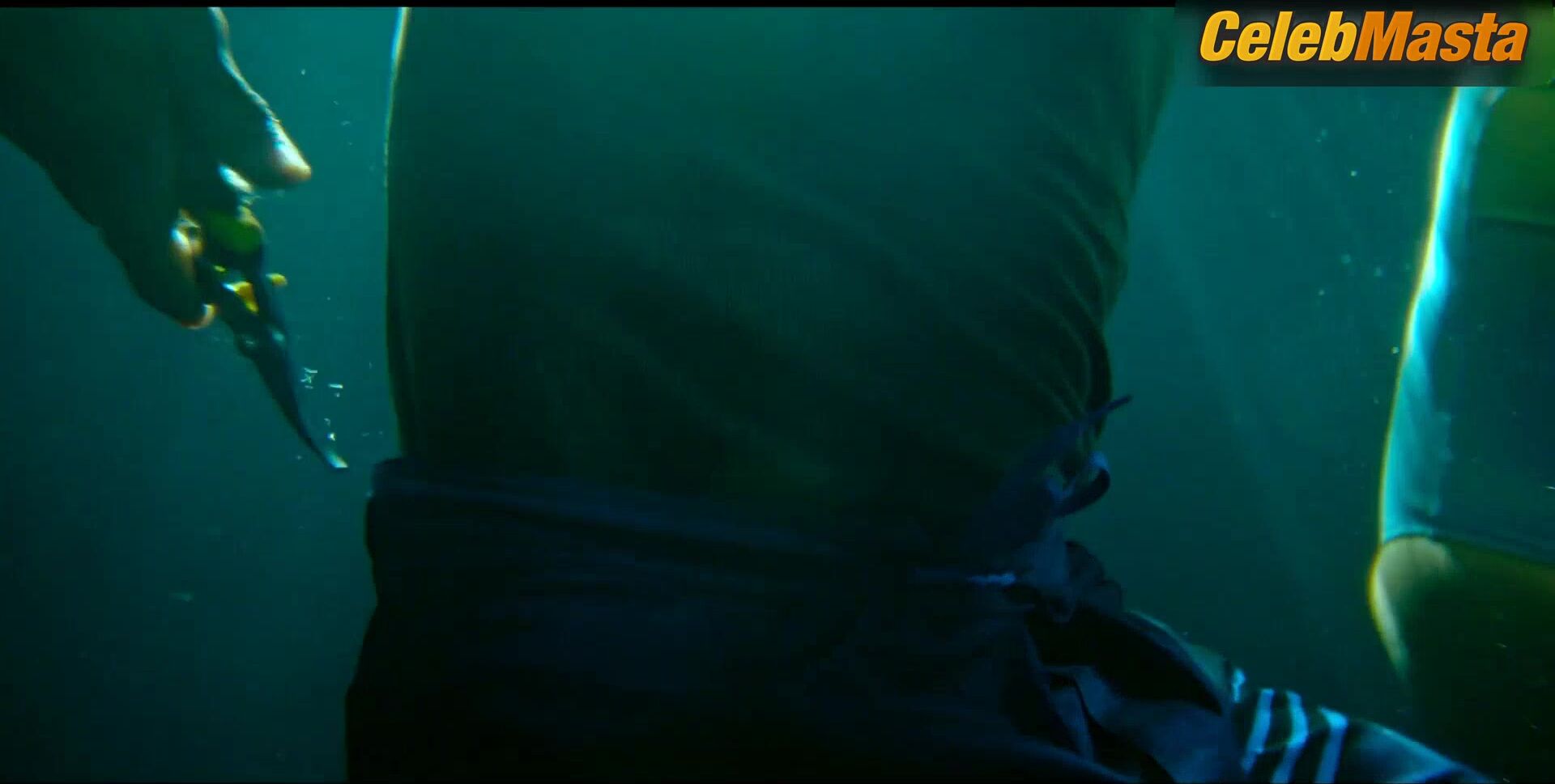 Juana Acosta ’s Tits Scene From Medusa - Photo 2 of 5 photo 4