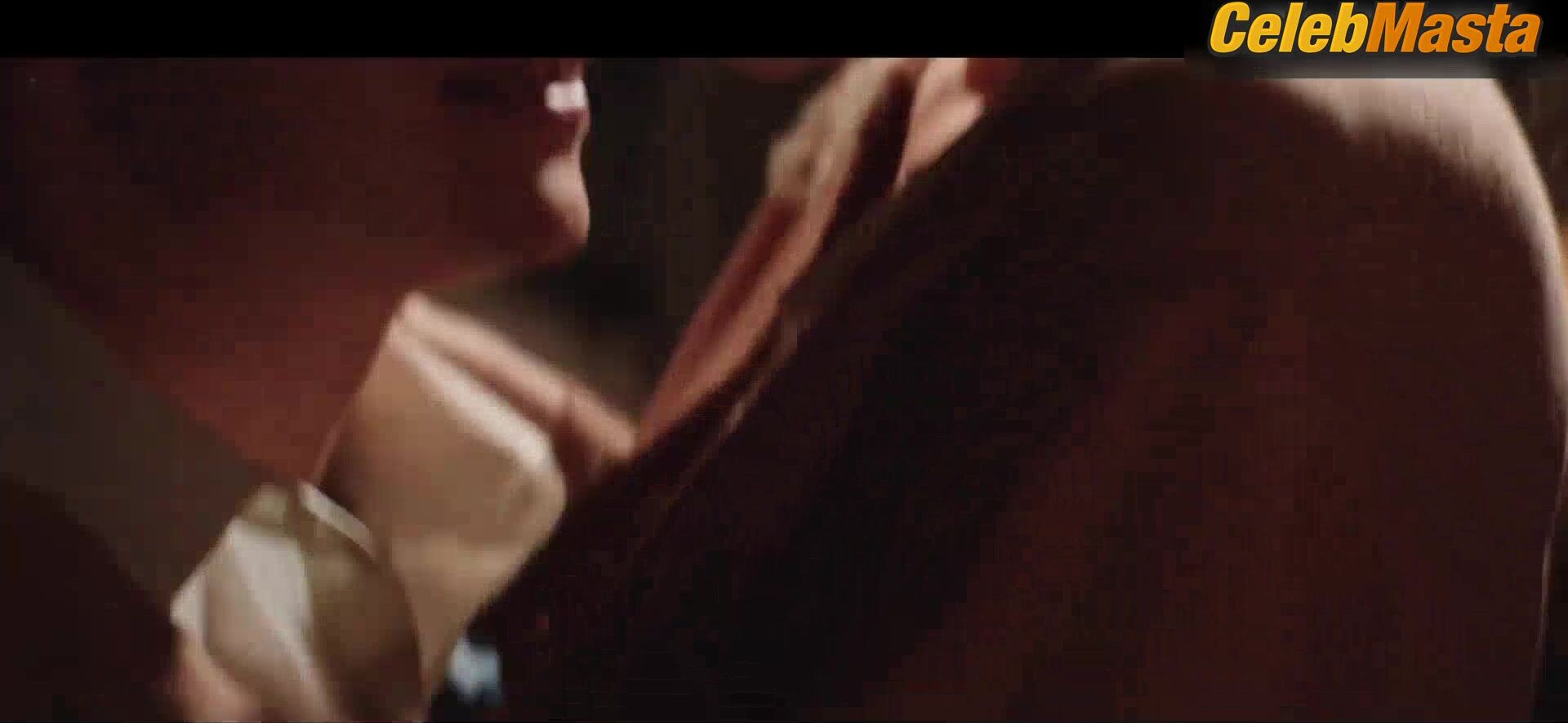 Anna Szymanczyk And Maria Kowalska Sexy Scene From Forgotten - Photo 2 of 5 photo 4