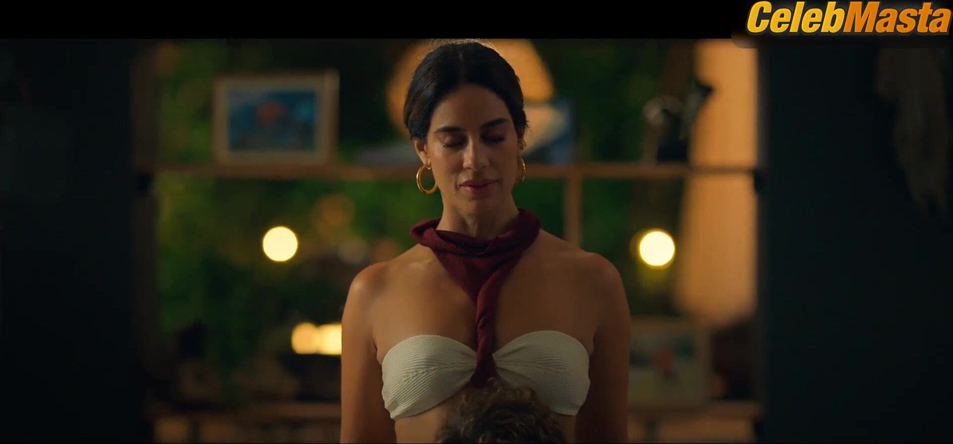 Manuela Gonzalez ’s Bikini Scene In Fake Profile - Photo 2 of 5 photo 5