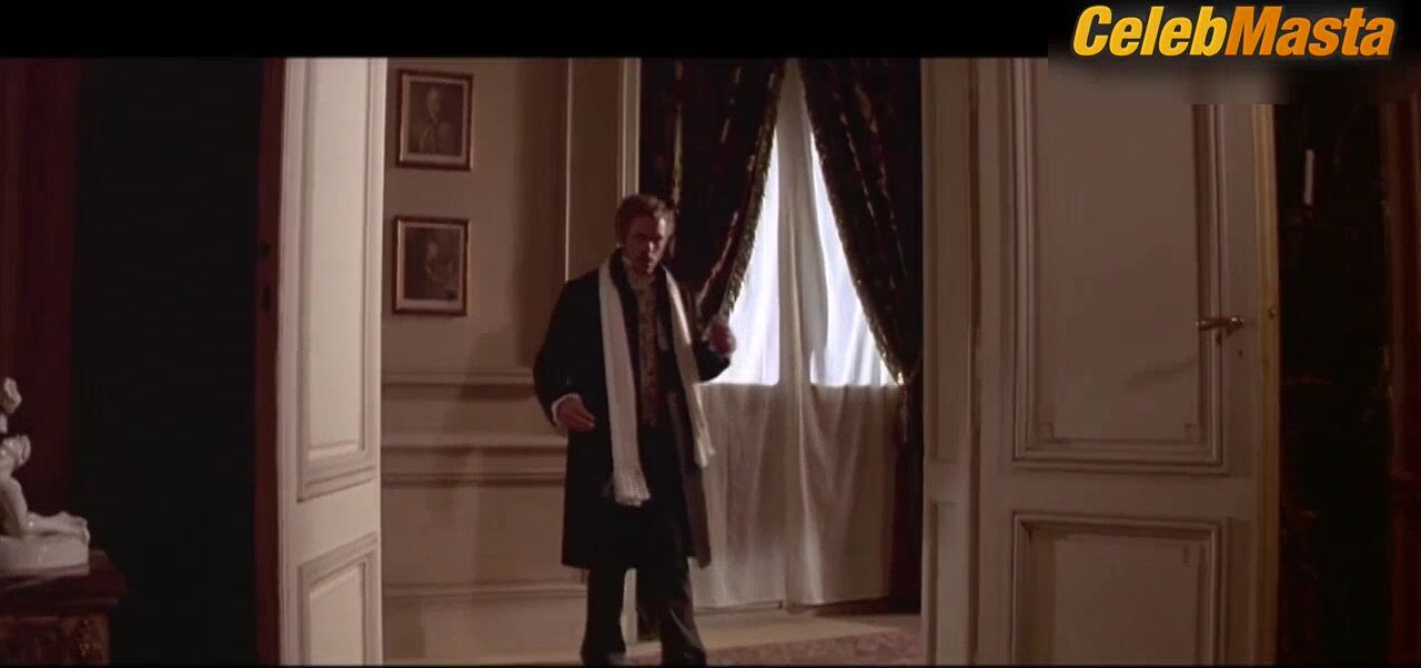 Elisabeth Shue ’s Boobs Scene In Cousin Bette - Photo 1 of 5