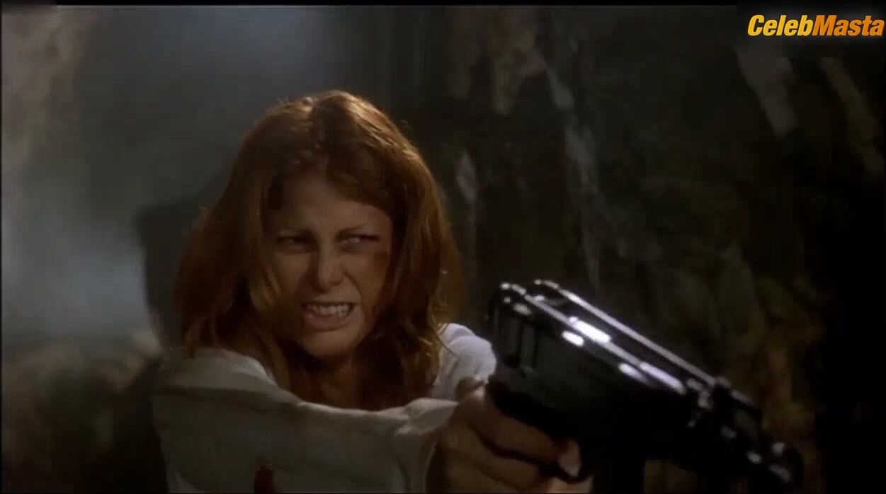 Angie Everhart Hot Scene In Gunblast Vodka - Photo 1 of 5 photo 2
