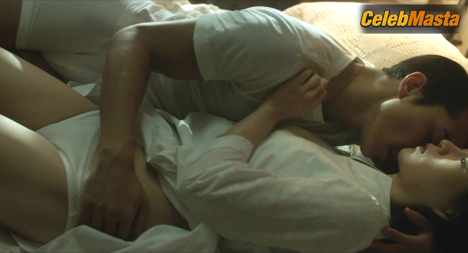 Ji-yeon Lim Bares Breasts, Butt Scene In Obsessed - Photo 2 of 5 photo 1