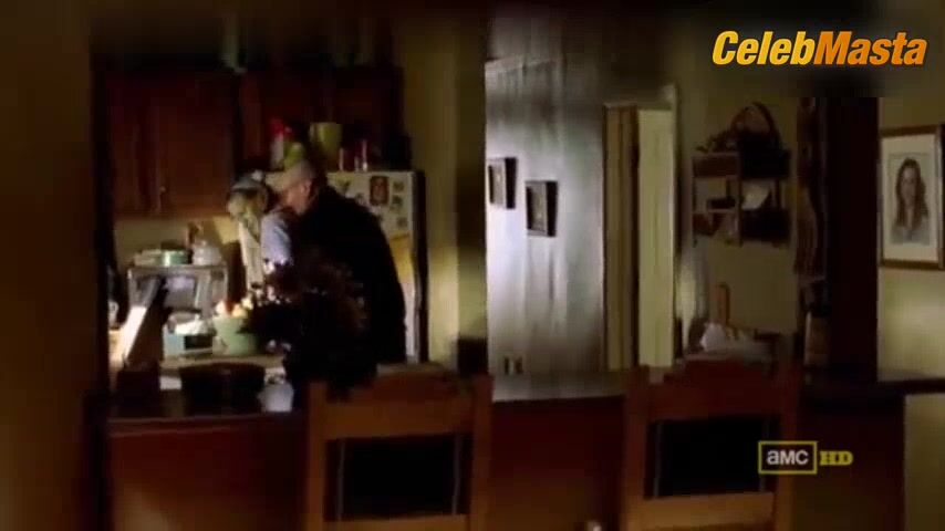 Anna Gunn Reveals Underwear Scene In Breaking Bad - Photo 1 of 5 photo 5