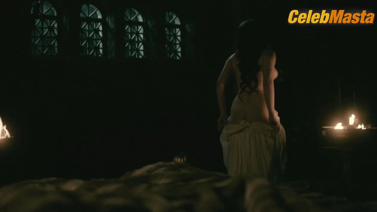 Jennie Jacques ’s Naked Scene In Vikings - Photo 1 of 5 photo 4