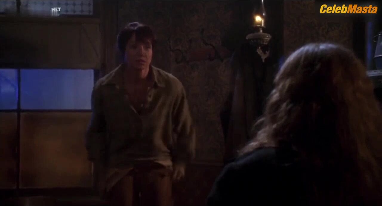 Christina Applegate ’s Booty, Boobs Scene In Wild Bill - Photo 1 of 5 photo 5