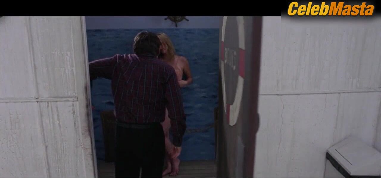 Brianna Brown Bush,boobs Scene In The Evil Within - Photo 2 of 5 photo 1