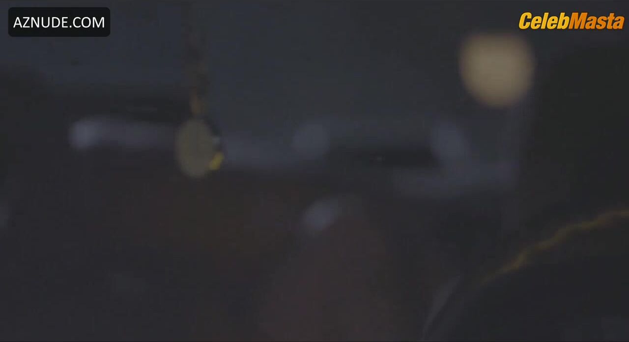 Emilie De Ravin Hot Scene In The Submarine Kid - Photo 1 of 5 photo 4