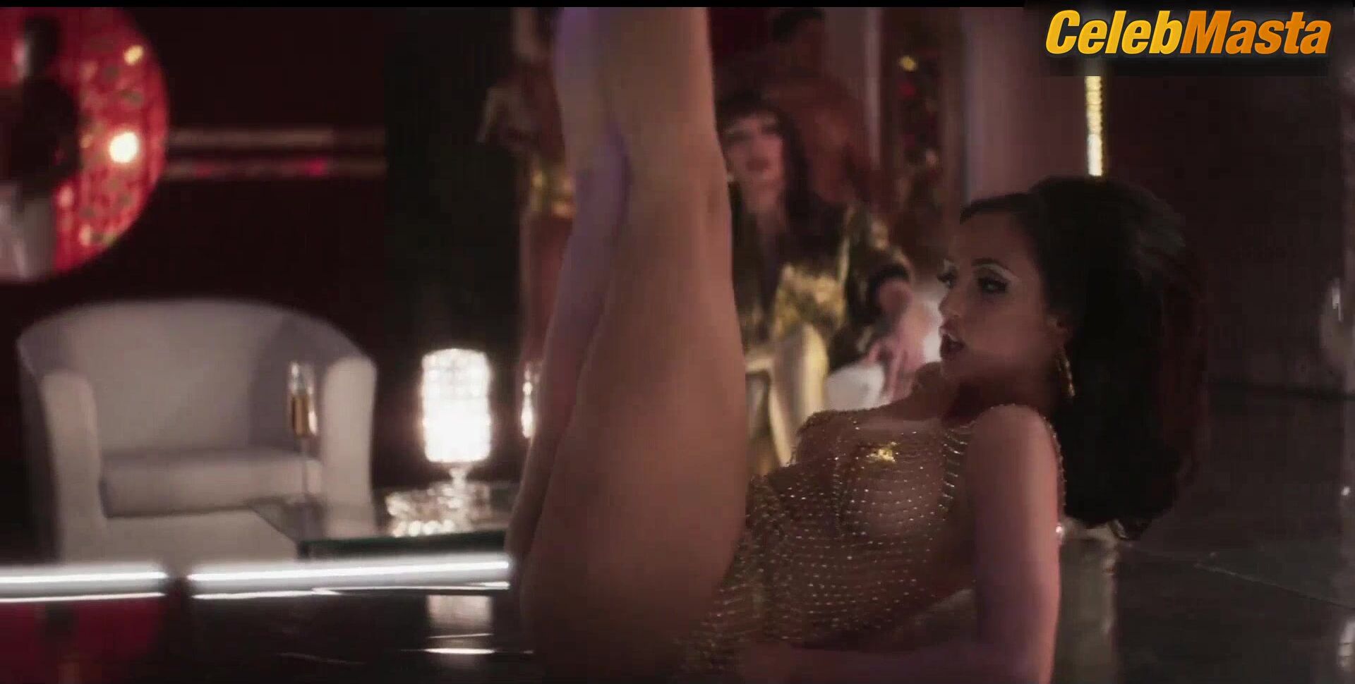 Maria De Nati ’s Butt And Tits Scene In Nacho - Photo 2 of 5 photo 4
