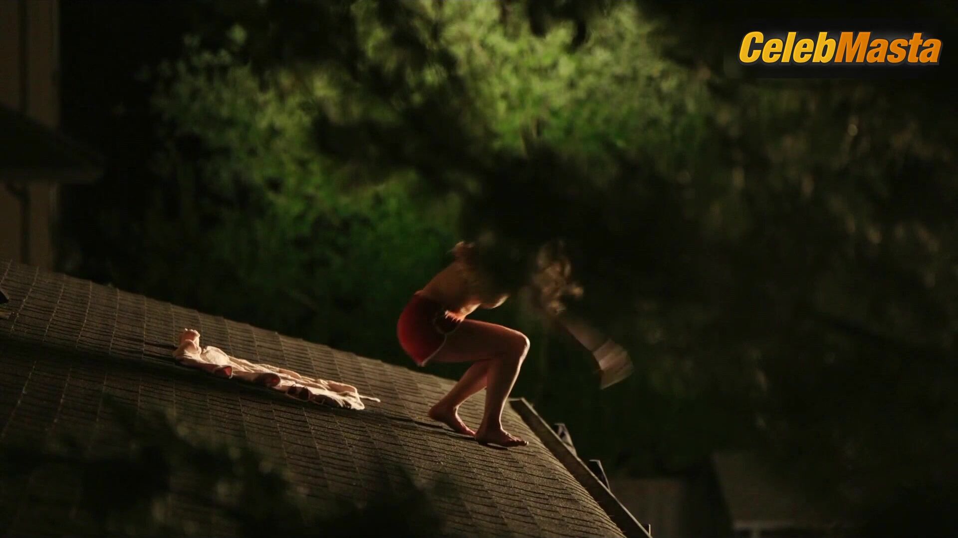 Karis Cameron Swimsuit Scene In Creepshow - Photo 2 of 5 photo 1
