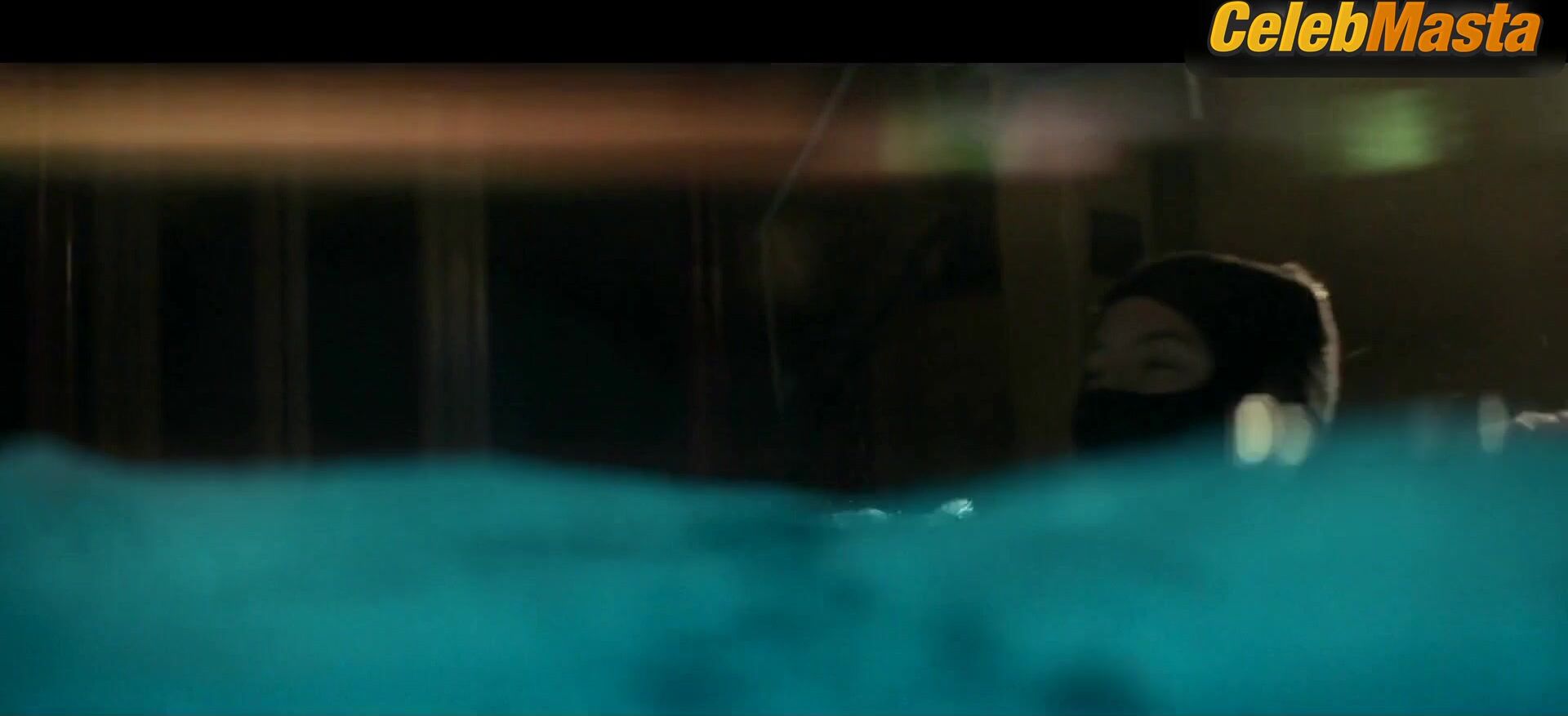 Saoirse Ronan ’s Ass Scene In The Outrun - Photo 3 of 5 photo 2