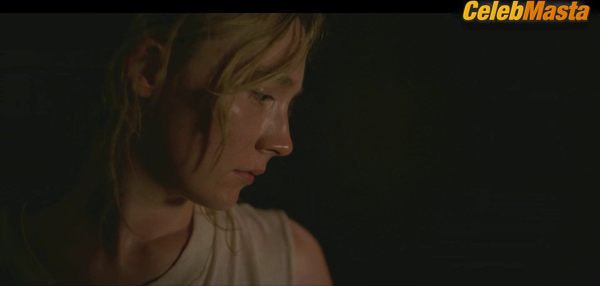 Saoirse Ronan ’s Booty And Underwear Scene In Foe - Photo 1 of 5 photo 2