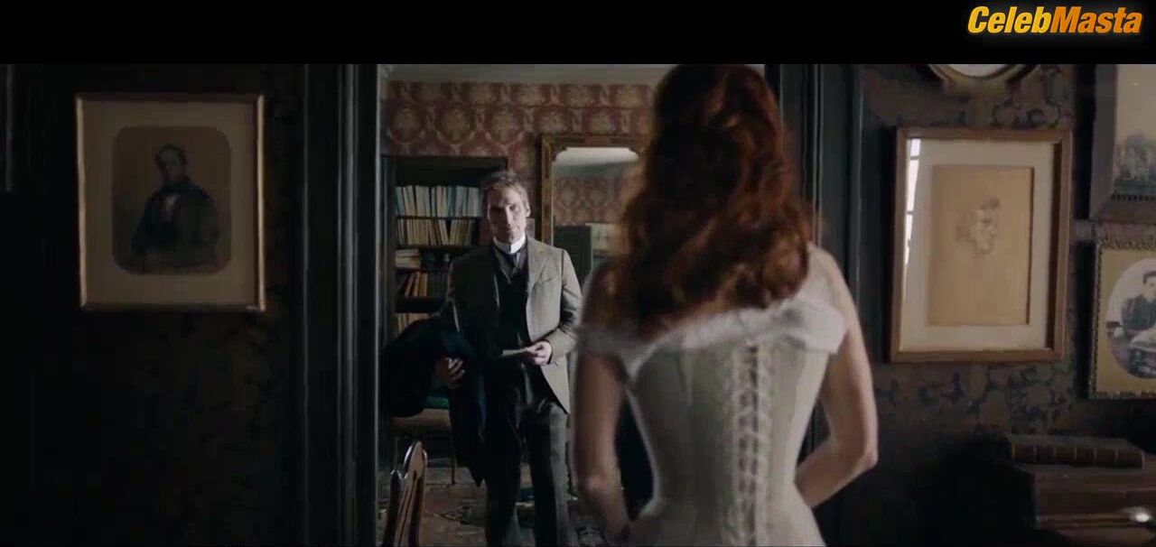 Audrey Fleurot Booty Scene From The Bonfire Of Destiny - Photo 2 of 5