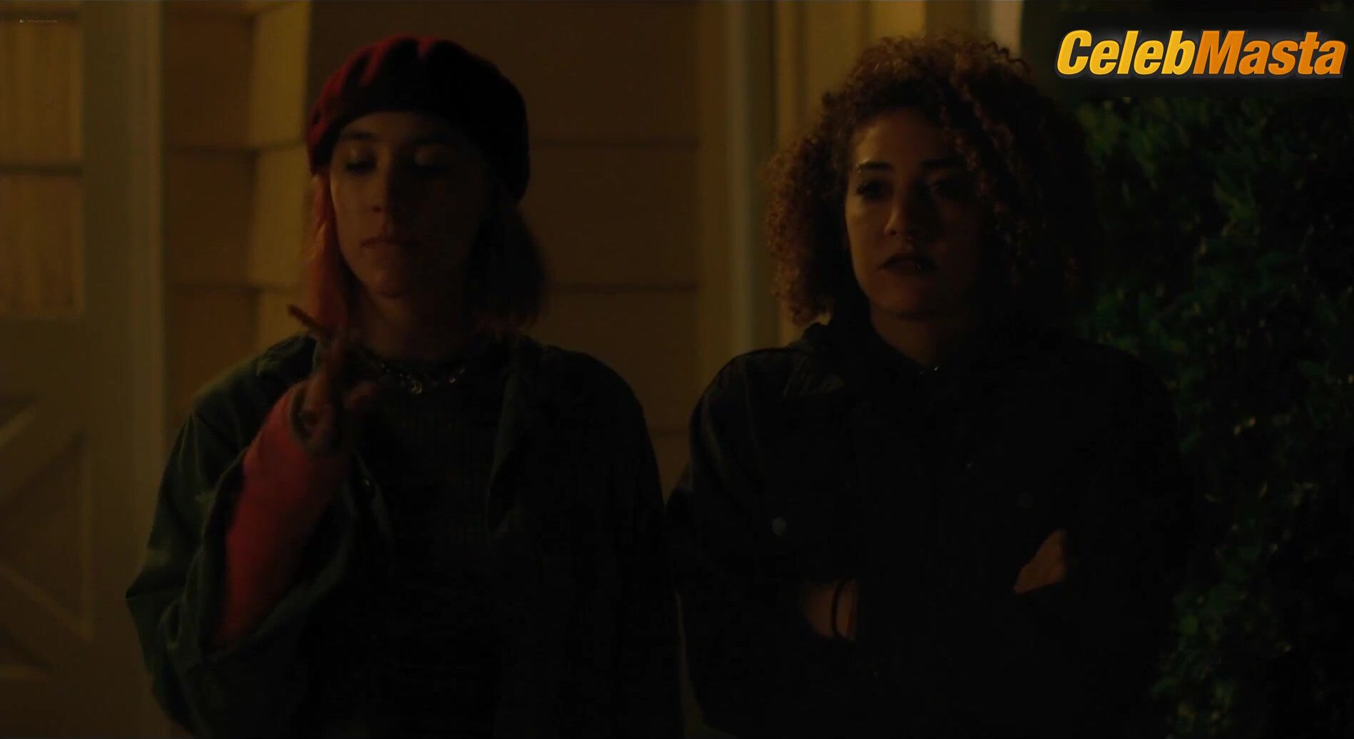 Saoirse Ronan Hot Scene In Lady Bird - Photo 1 of 5 photo 2