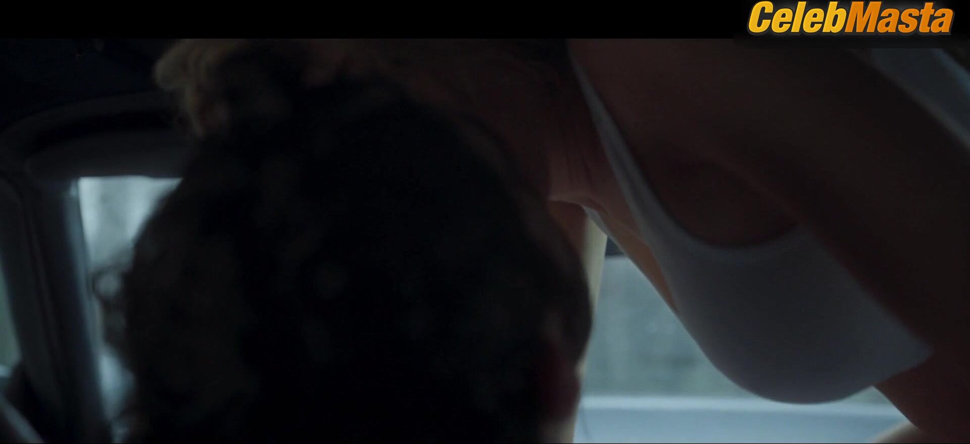 Dilan Cicek Deniz Underwear Scene From Dont Leave - Photo 1 of 5 photo 5