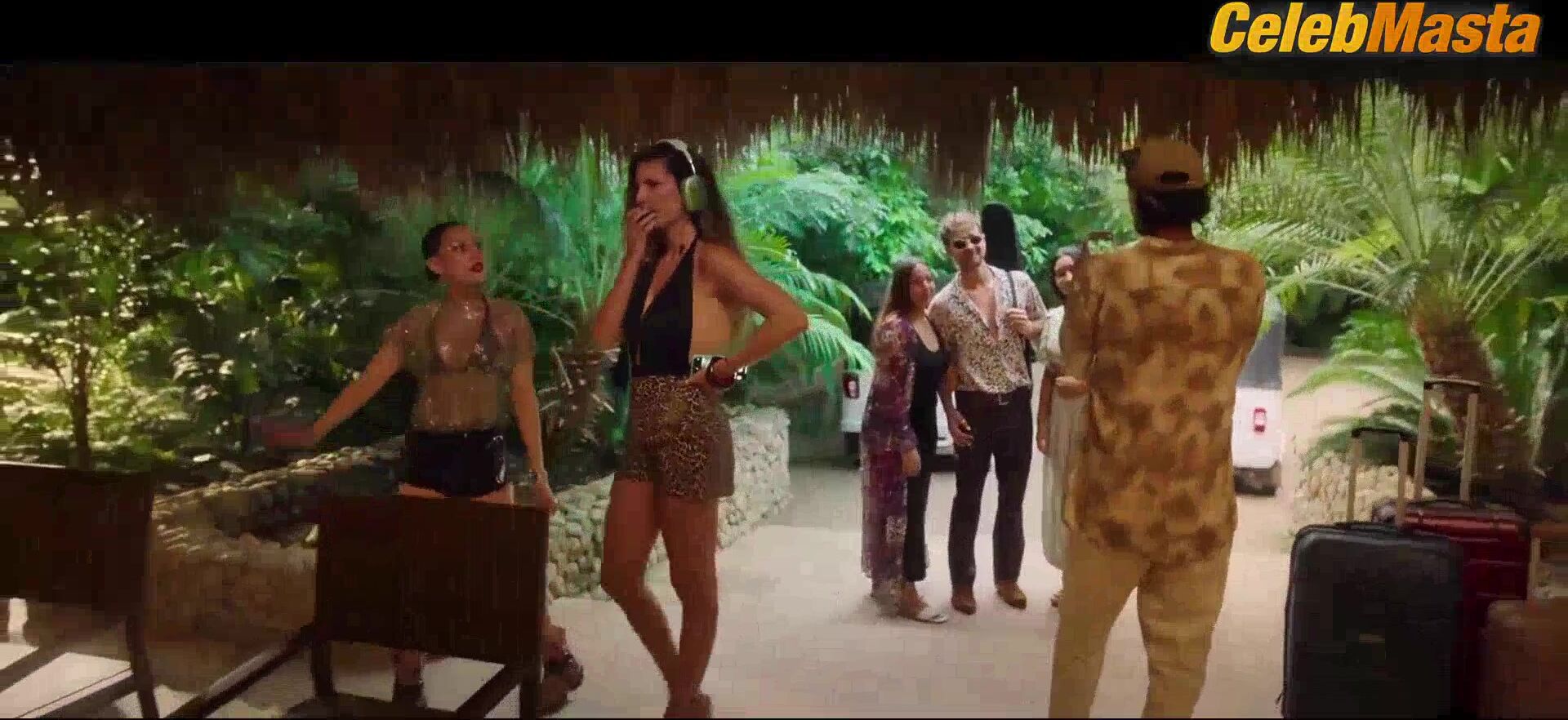Mabel Moreno Manuela Gonzalez And Tits, Swimsuit Scene - Photo 2 of 5 photo 1