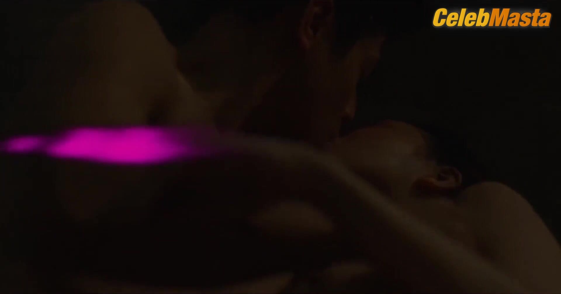 Angelica Hart Bares Butt, Tits Scene In Mahal Ko Ang Mahal - Photo 2 of 5 photo 1