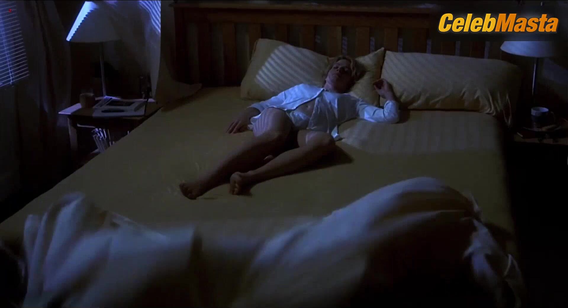 Elisabeth Shue Rhona Mitra, Kim Dickens And Tits Scene In - Photo 1 of 5 photo 2