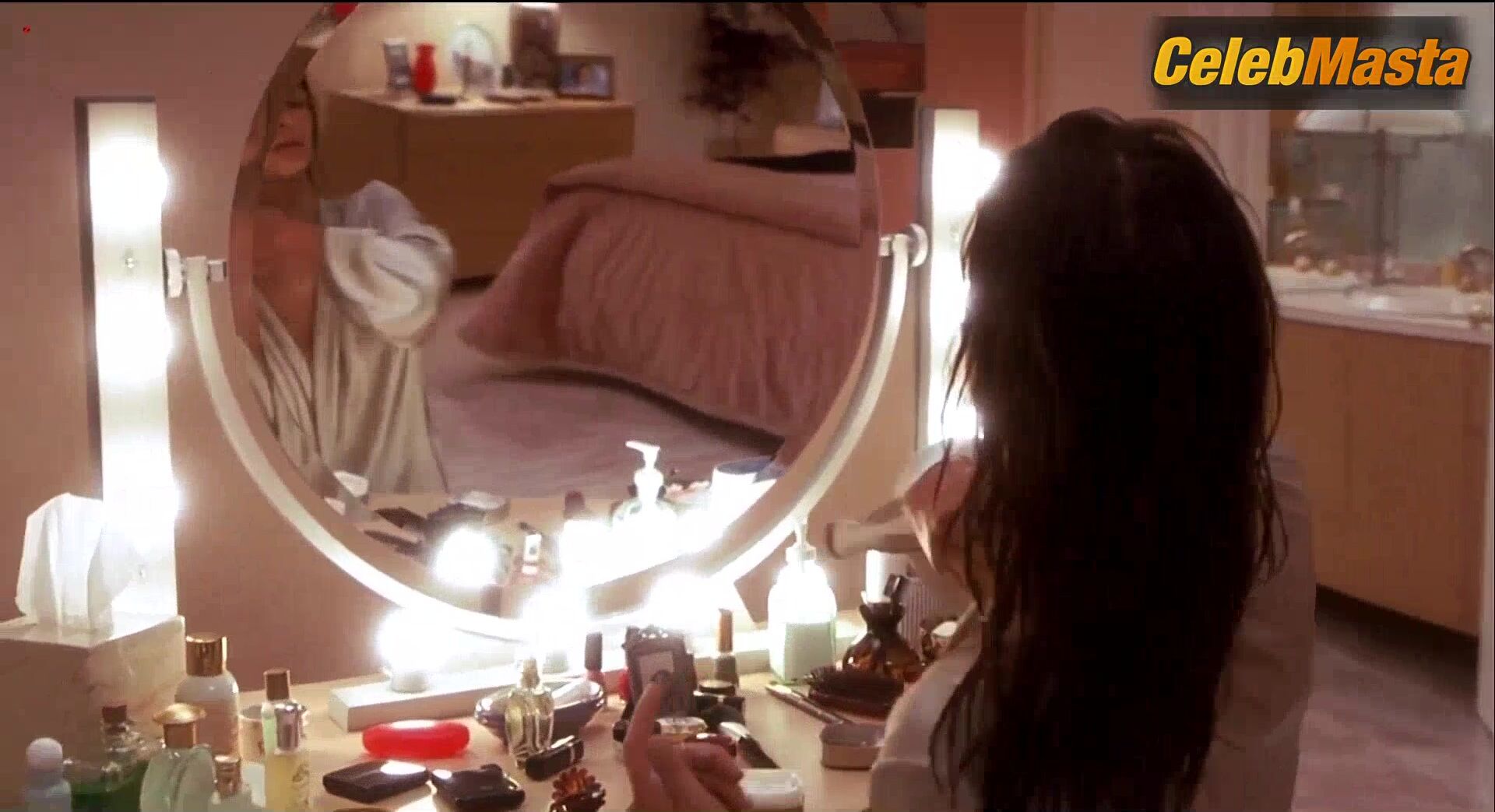 Elisabeth Shue Rhona Mitra, Kim Dickens And Tits Scene In - Photo 1 of 5 photo 5