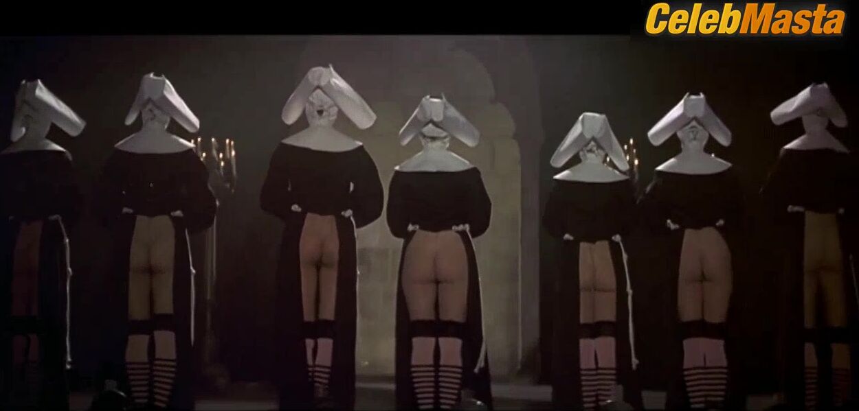 Elisabeth Shue Reveals Butt Scene In Cousin Bette - Photo 1 of 5 photo 2