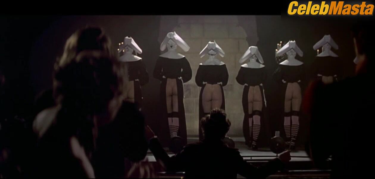 Elisabeth Shue Reveals Butt Scene In Cousin Bette - Photo 1 of 5 photo 5