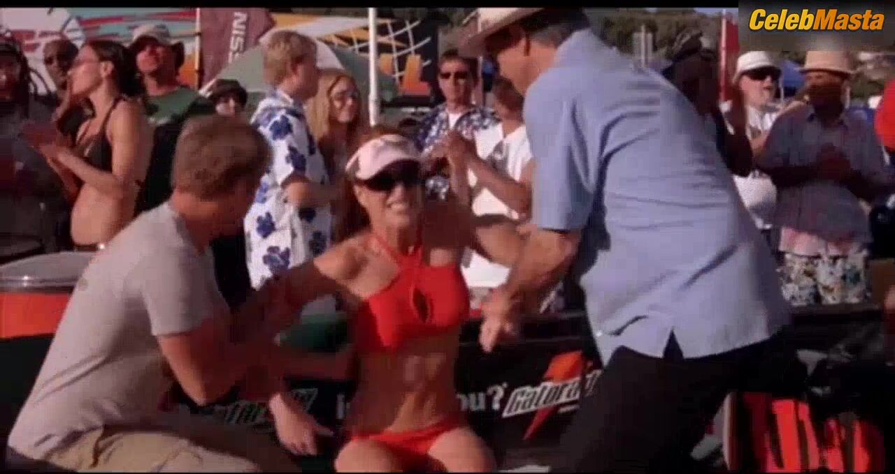 Angie Everhart ’s Ass, Tits Scene From Cloud 9 - Photo 2 of 5 photo 5