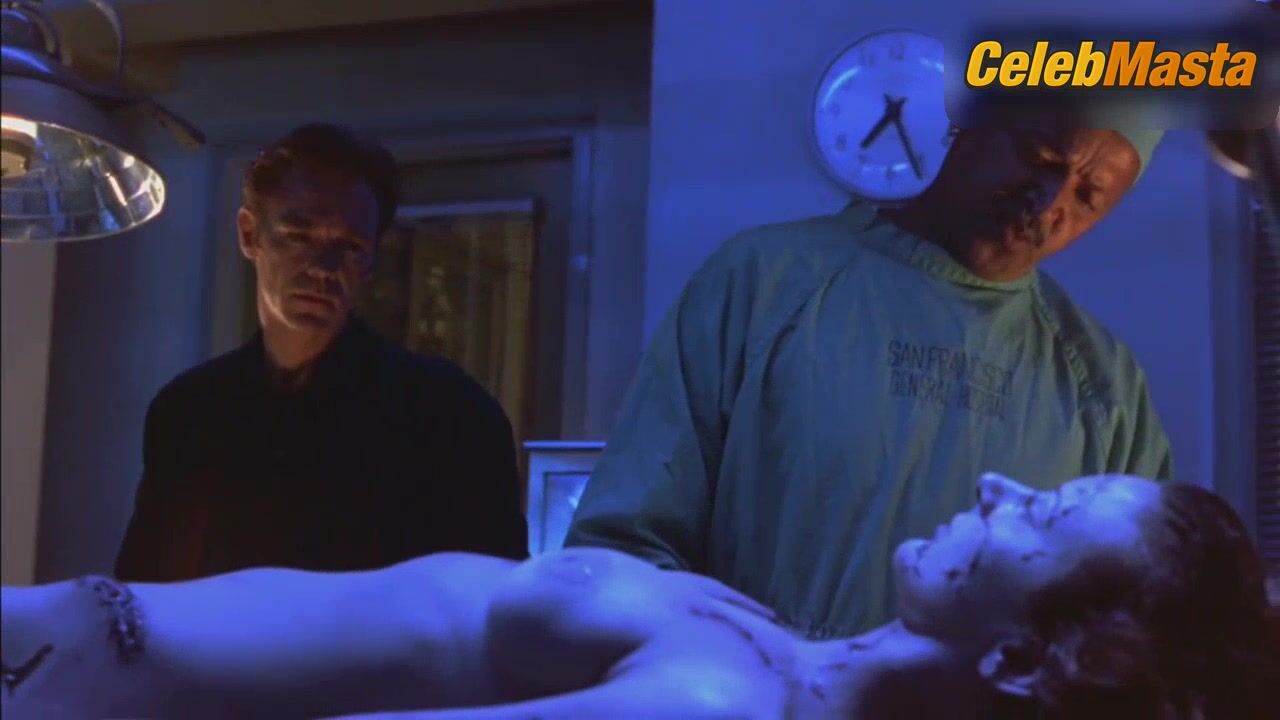 Angie Everhart Tits And Bush Scene From Jade - Photo 2 of 5 photo 5