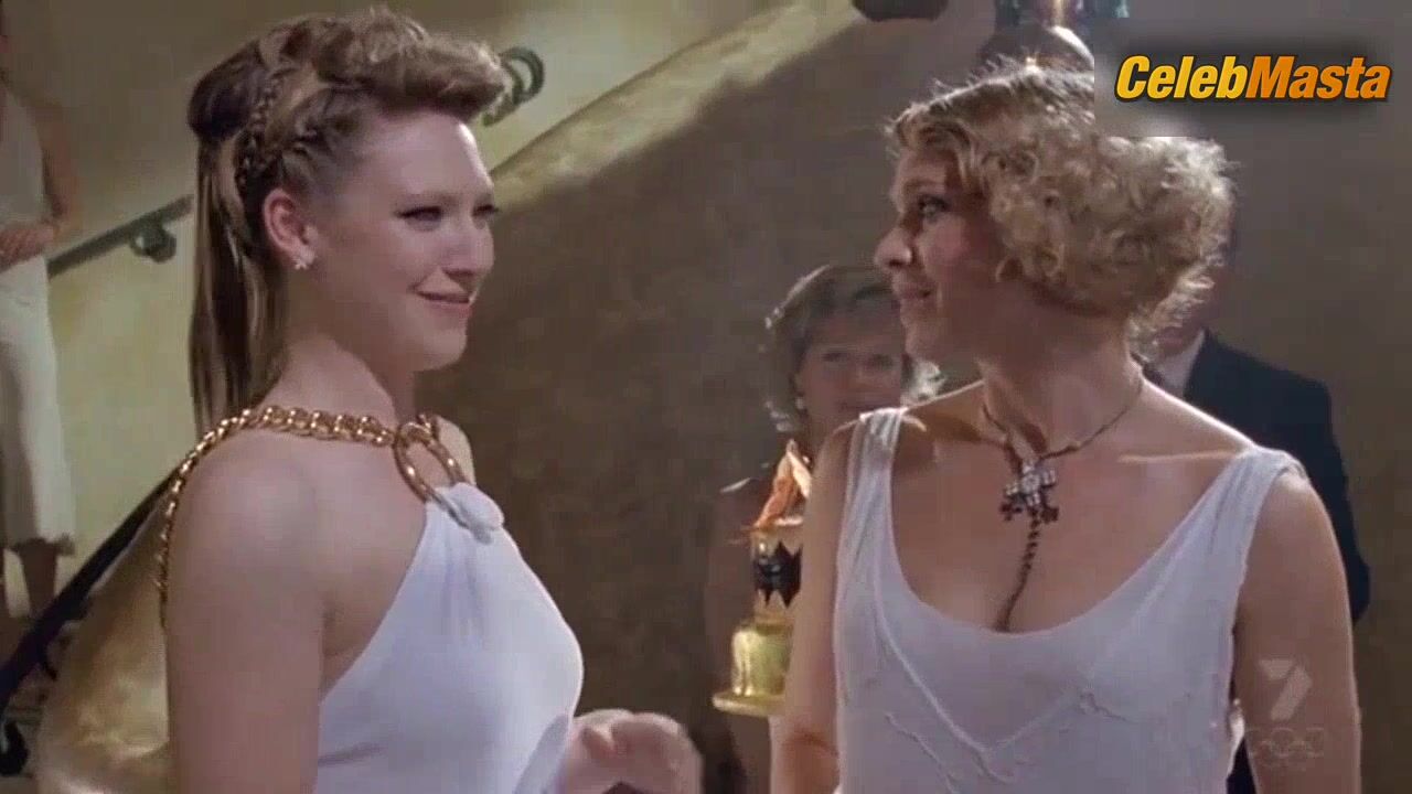 Anna Torv Reveals Lesbian Scene In Mistresses - Photo 3 of 5 photo 2
