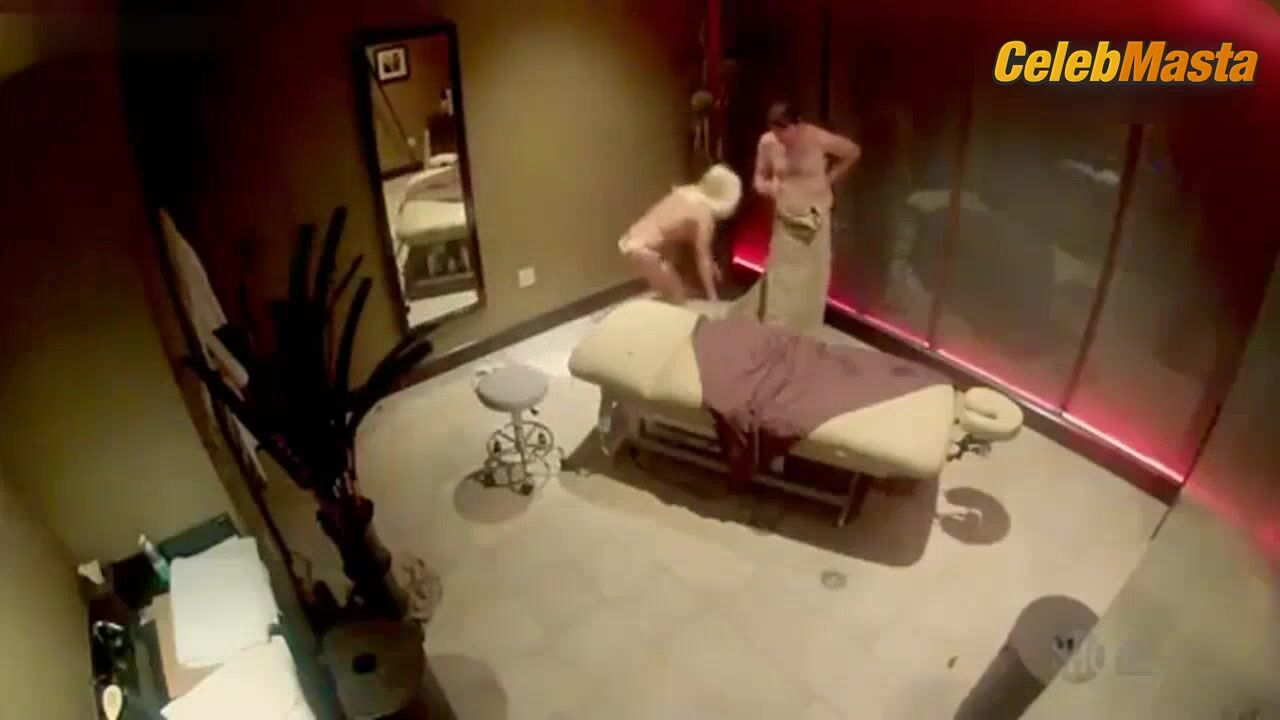 Jesse Jane Boobs Scene In Reality Show - Photo 1 of 5 photo 5