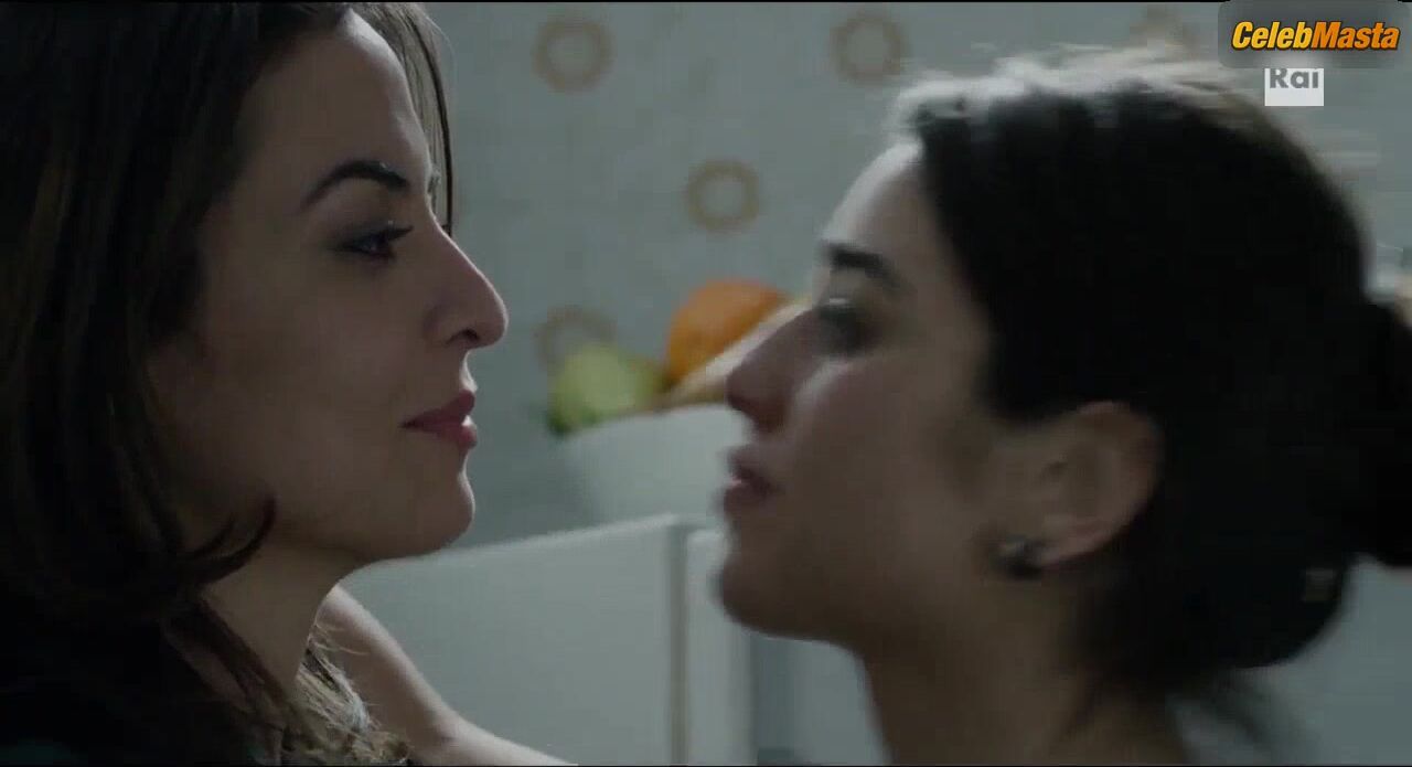 Simona Tabasco Reveals Lesbian Scene In I Bastardi Di - Photo 3 of 5 photo 1