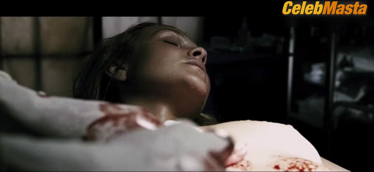 Beau Garrett ’s Tits, Prosthetic Scene In Turistas - Photo 4 of 5 photo 5