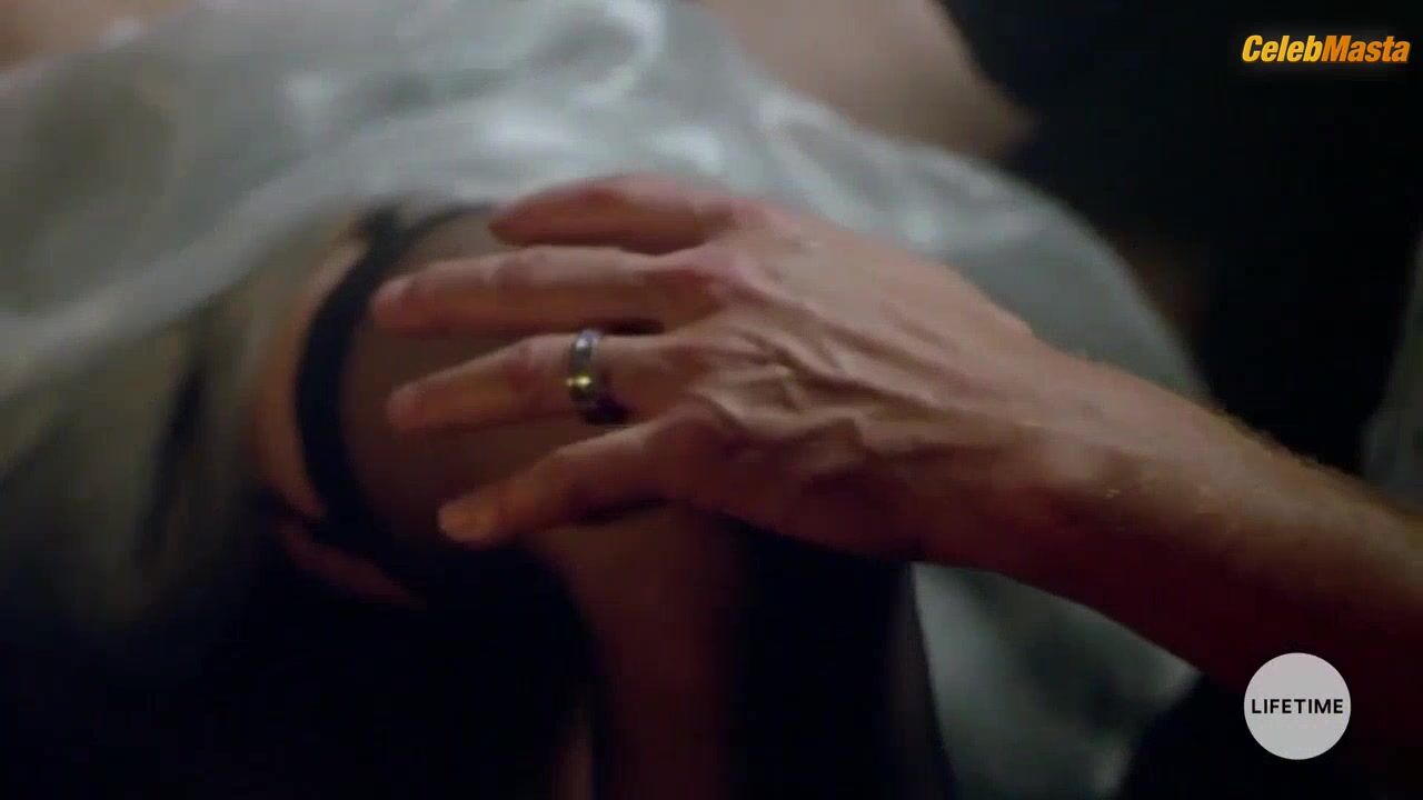 Dina Meyer Flaunts Body In Scene From Evil Doctor - Photo 5 of 5 photo 2