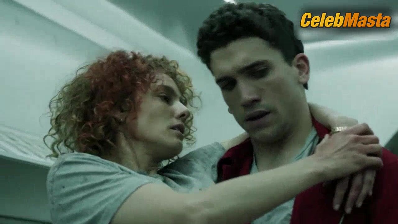 Esther Acebo Bares Underwear Scene In La Casa De Papel - Photo 2 of 5 photo 1