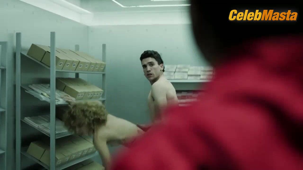 Esther Acebo ’s Tits Scene In La Casa De Papel - Photo 2 of 5 photo 5
