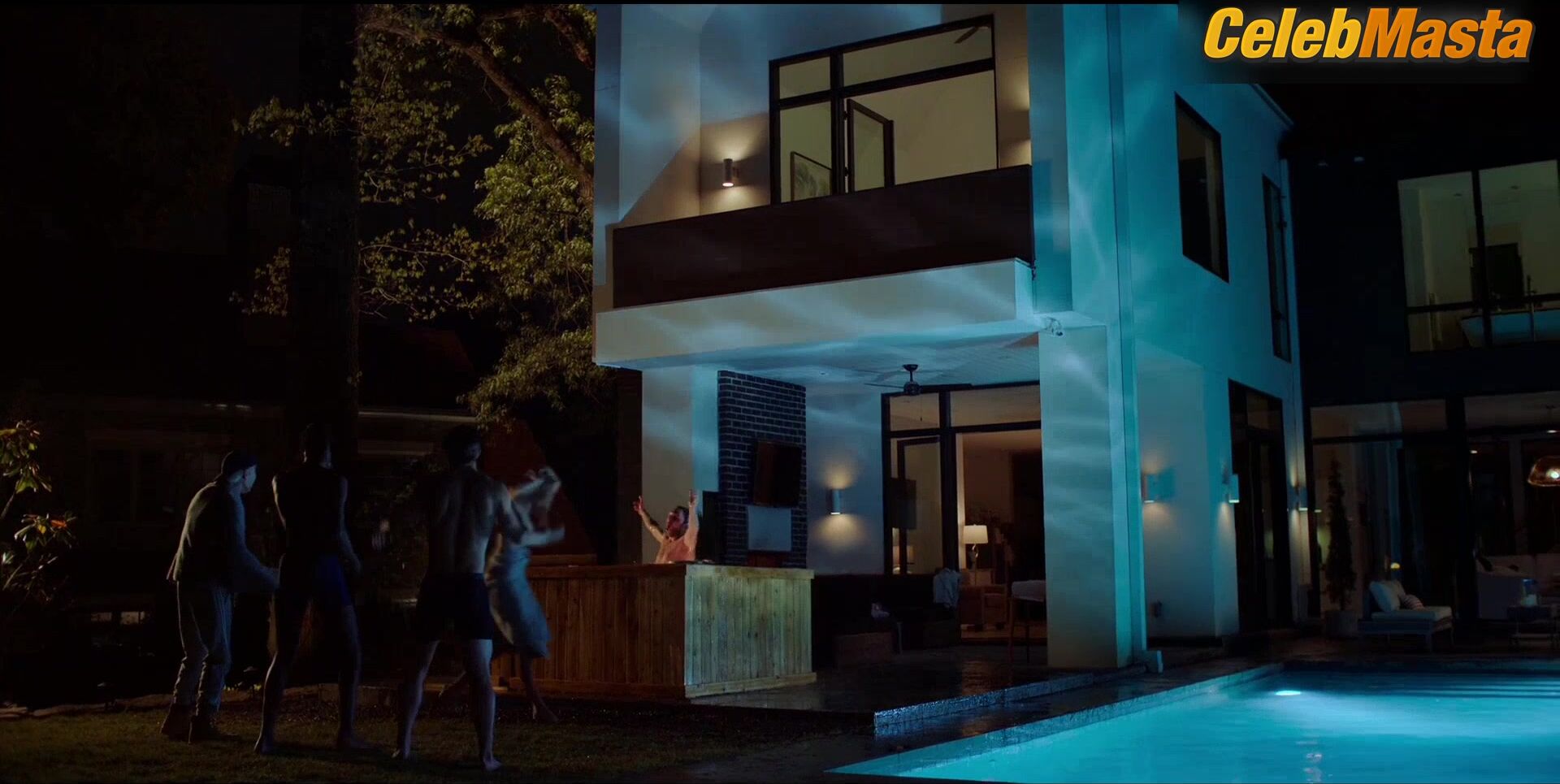 Isabel May Flaunts Underwear Scene In I Want You Back - Photo 1 of 5 photo 4