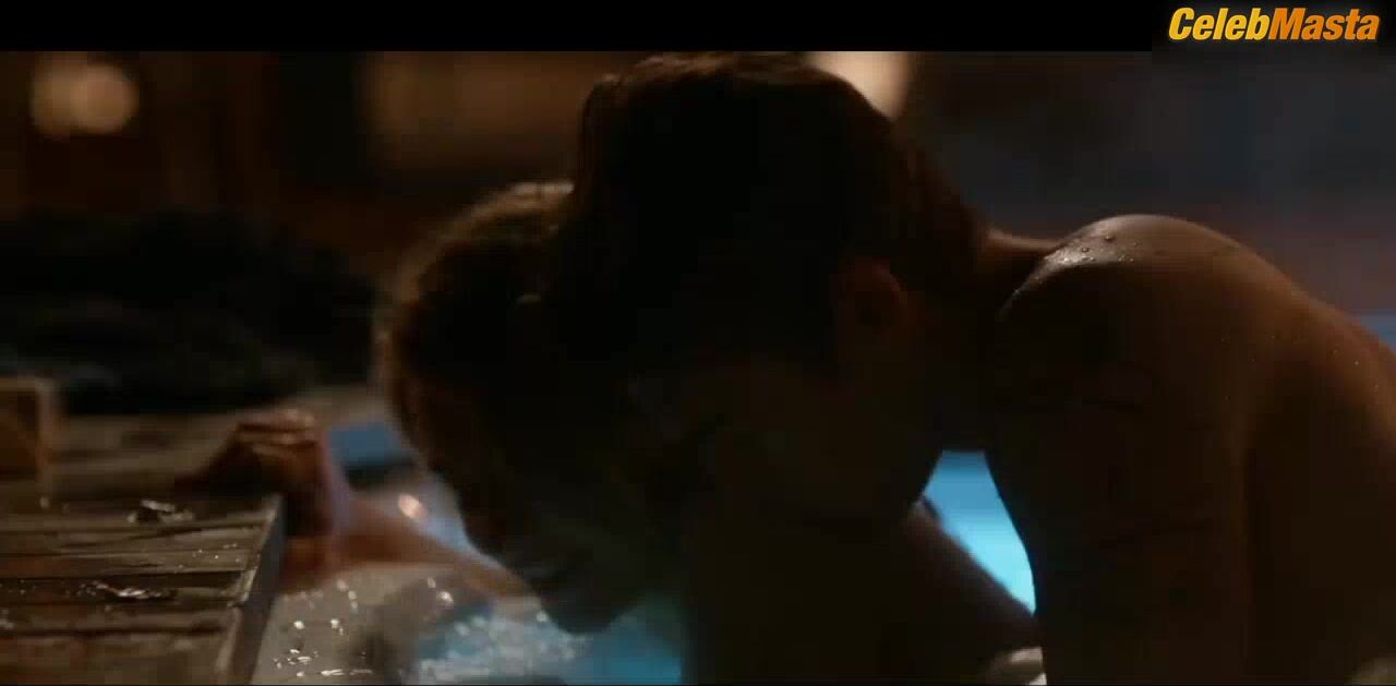 Josephine Langford Bares Boobs Scene In After We Collided - Photo 2 of 5 photo 5