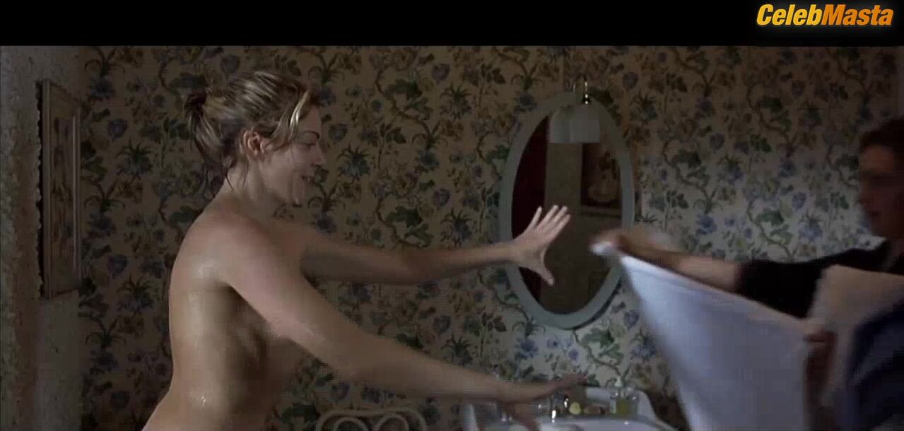 Claudia Gerini ’s Ass, Tits Scene From The Unknown - Photo 1 of 5 photo 5