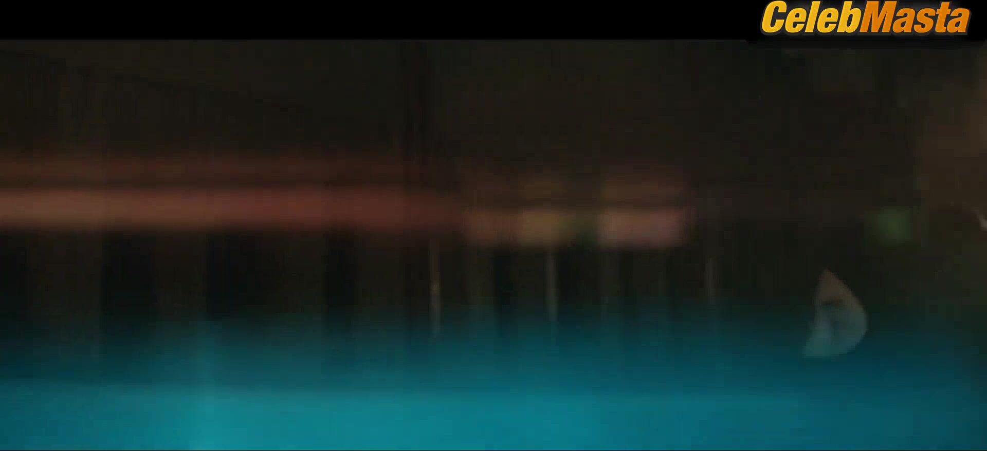 Saoirse Ronan Booty Scene In The Outrun - Photo 3 of 5 photo 2
