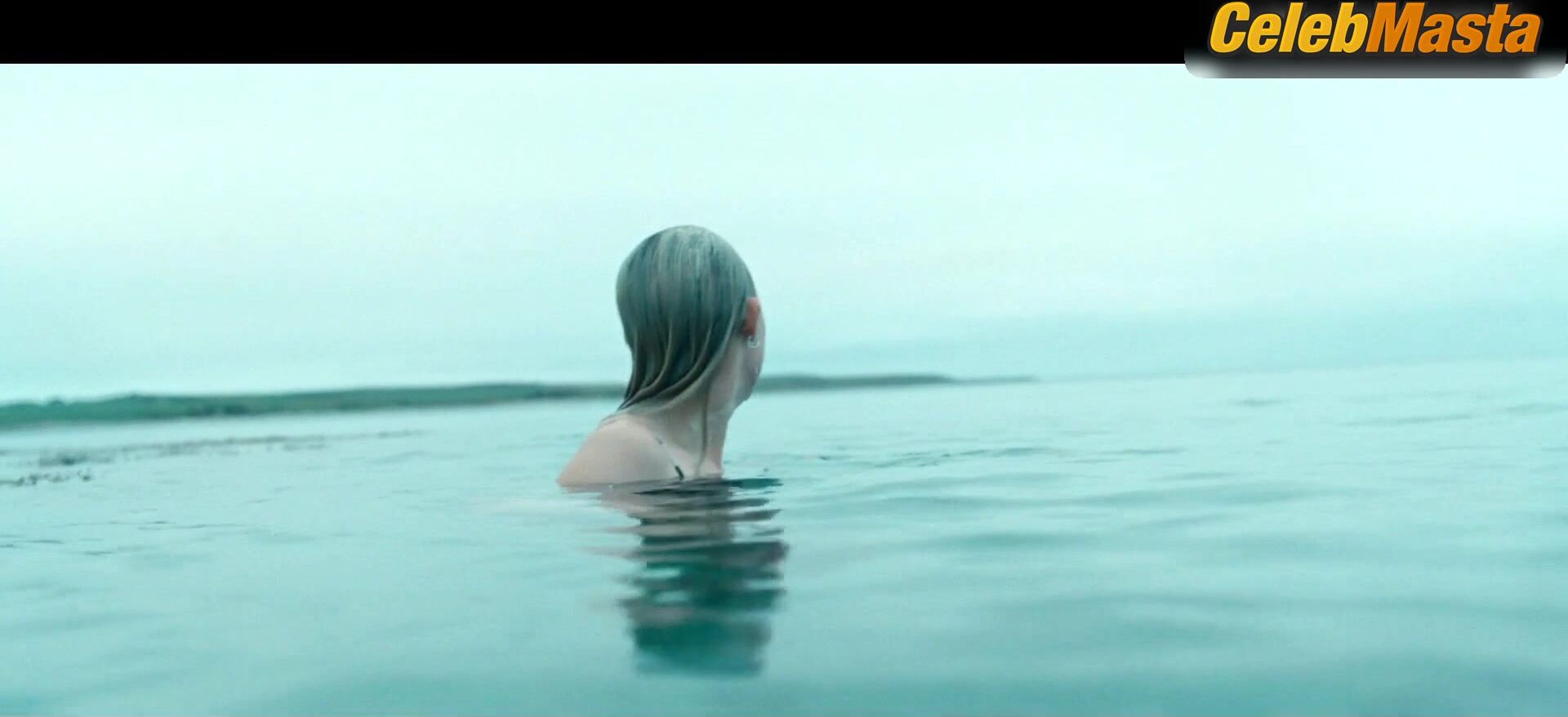 Saoirse Ronan Reveals All In Scene From The Outrun - Photo 1 of 5 photo 4