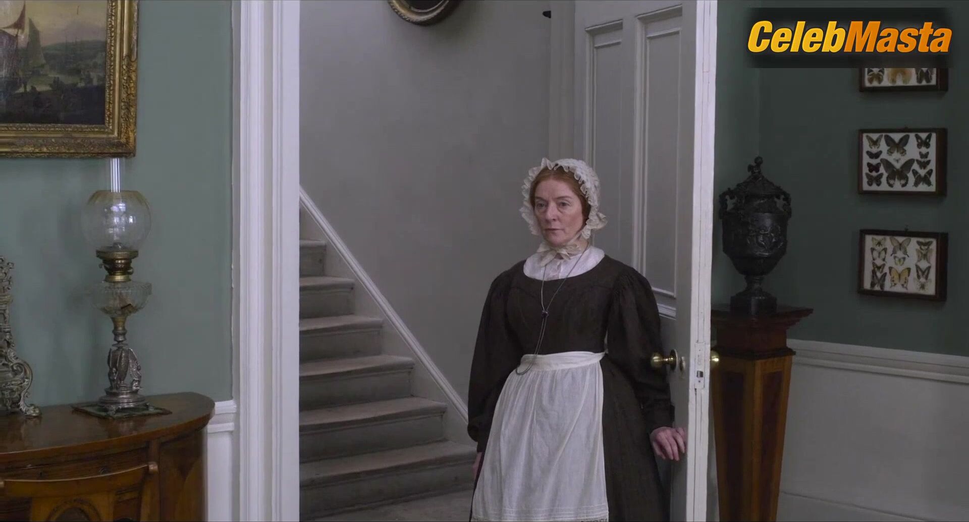 Kate Winslet And Saoirse Ronan Steamy Lesbian Sex Scene - Photo 2 of 5 photo 1