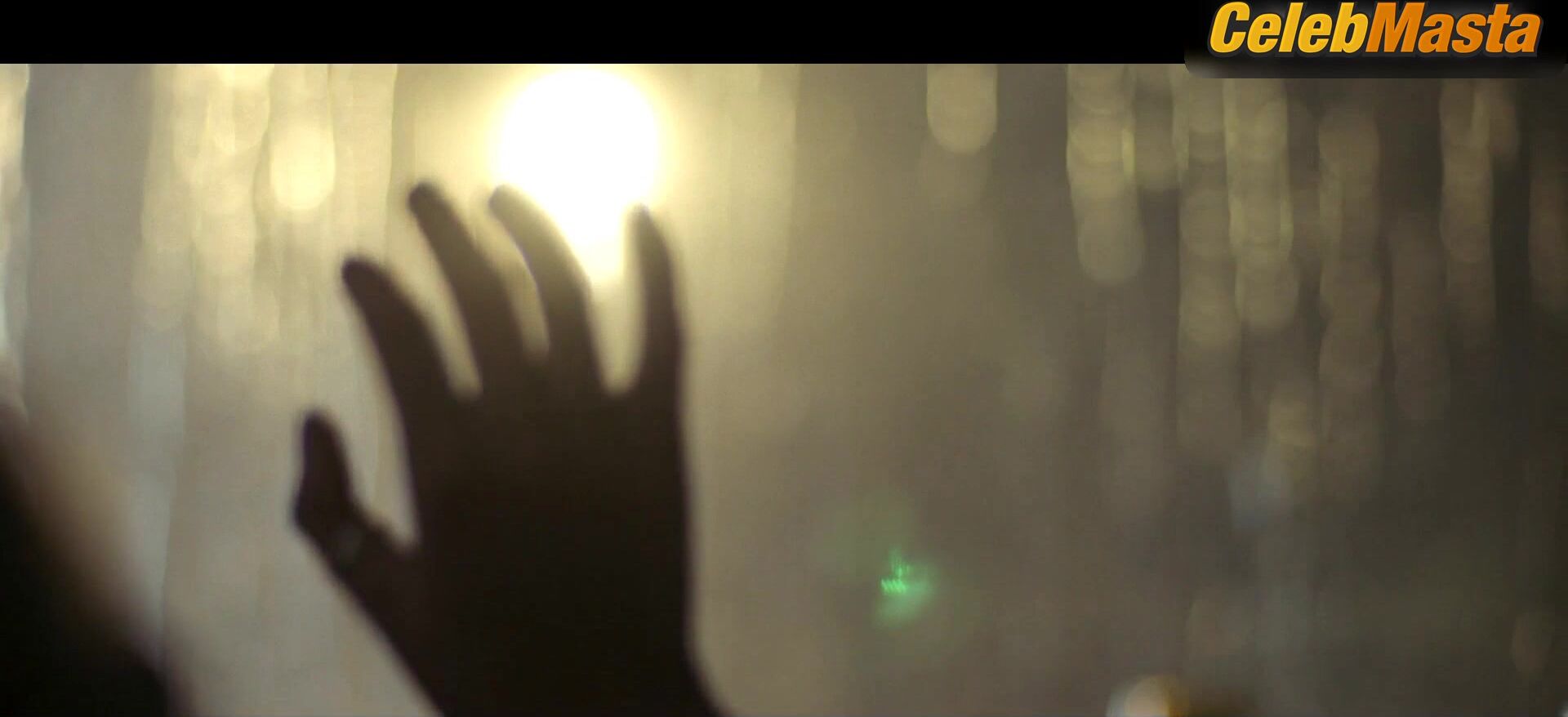 Saoirse Ronan Steamy Scene In The Outrun - Photo 2 of 5