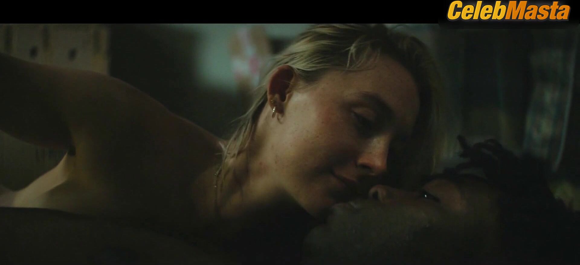 Saoirse Ronan Steamy Scene In The Outrun - Photo 2 of 5 photo 4