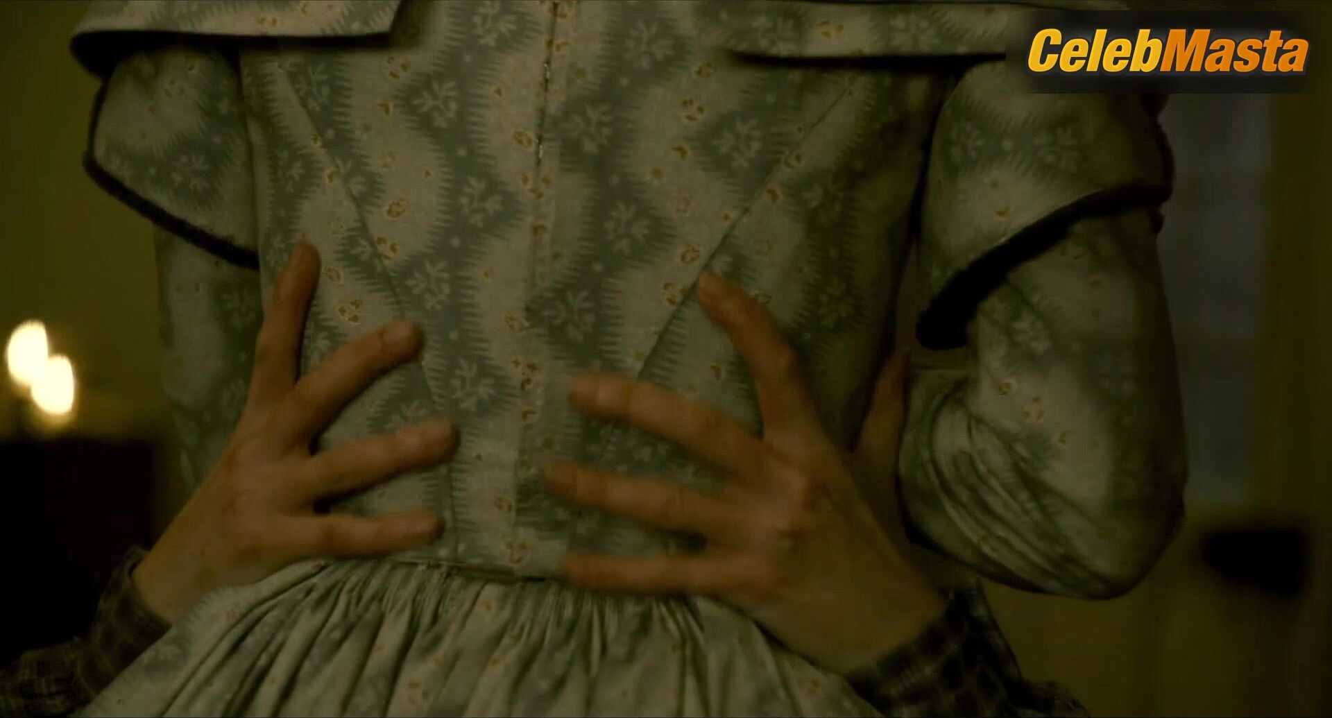 Kate Winslet And Saoirse Ronan Nude Lesbian Sex Scene In - Photo 2 of 5 photo 4
