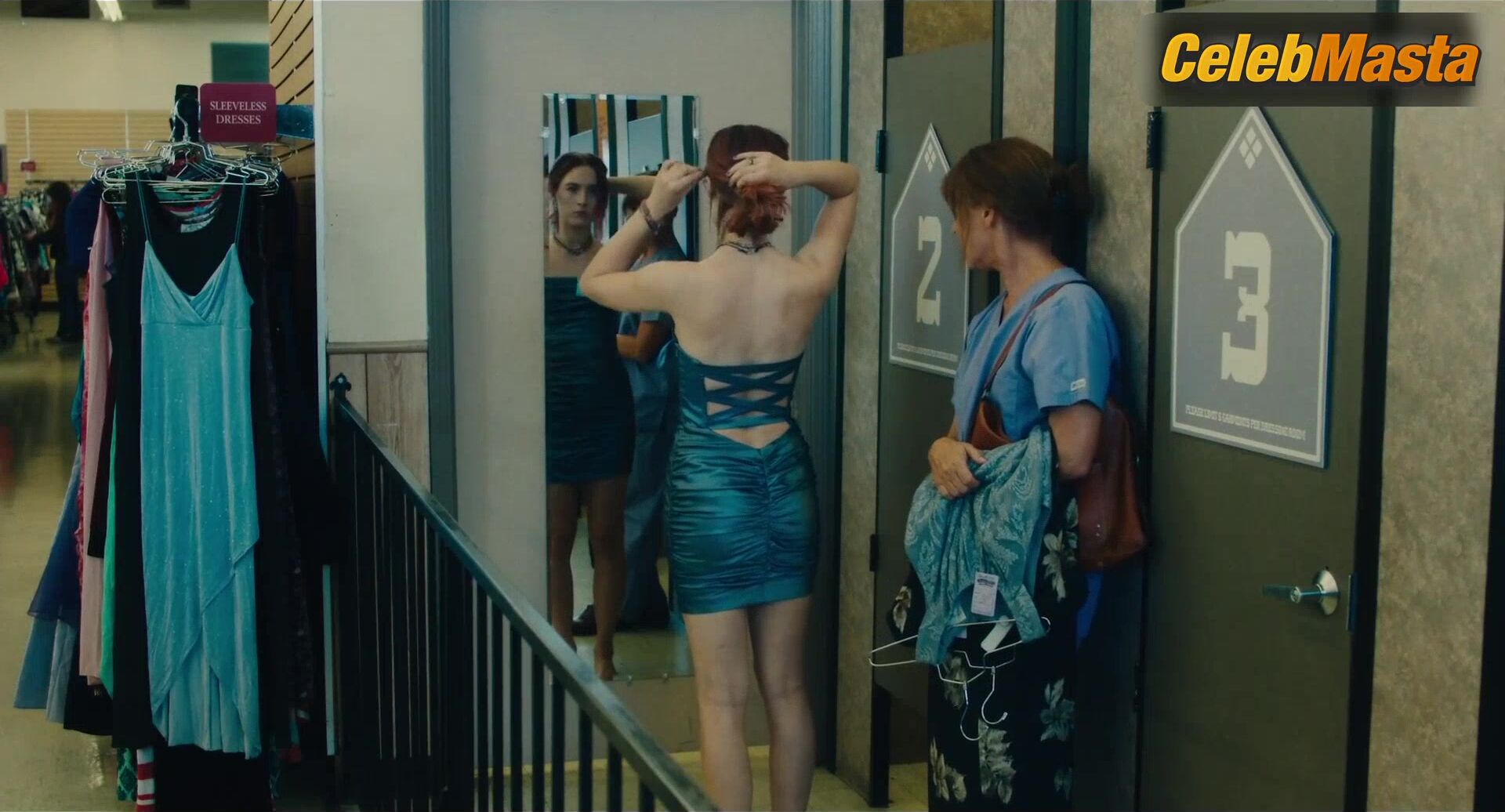 Saoirse Ronan Bares All In Lady Bird Scene - Photo 2 of 5 photo 1