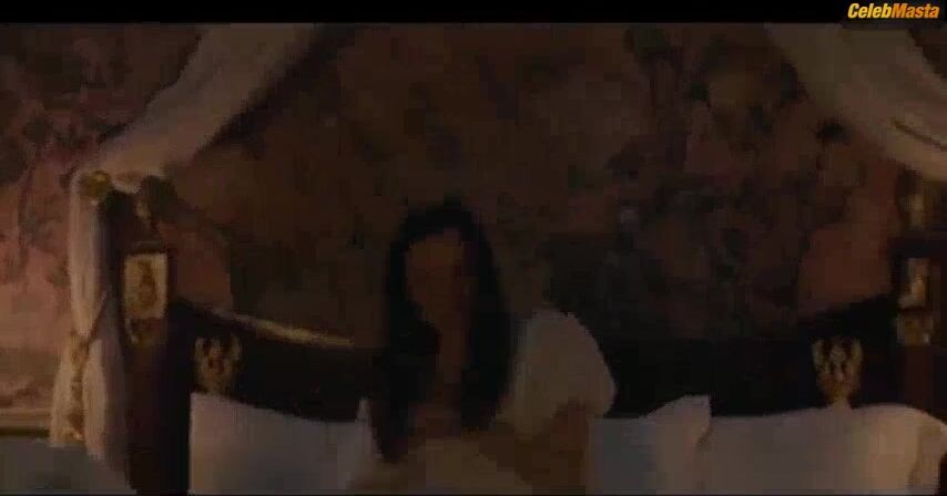 Karla-simone Spence Sophie Cookson And Reveal Tits In Lesbian - Photo 1 of 5 photo 4