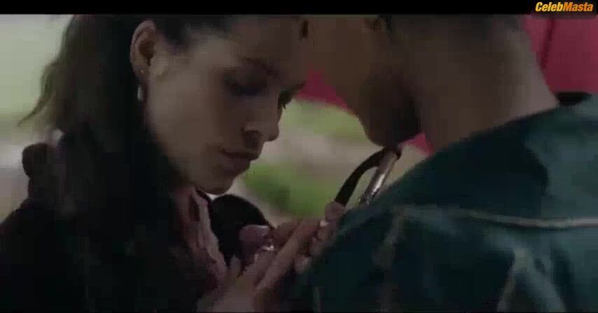 Karla-simone Spence Sophie Cookson And Show Breasts In Lesbian - Photo 1 of 5 photo 5
