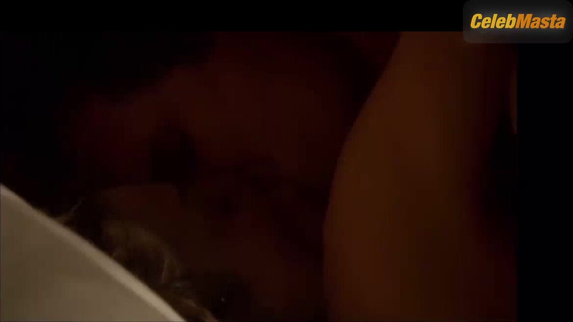 Lauren German ’s Sexy Scene From Happy Town - Photo 1 of 5 photo 4